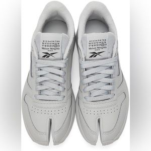 Maison Margiela x Reebok classic leather Tabi Gray